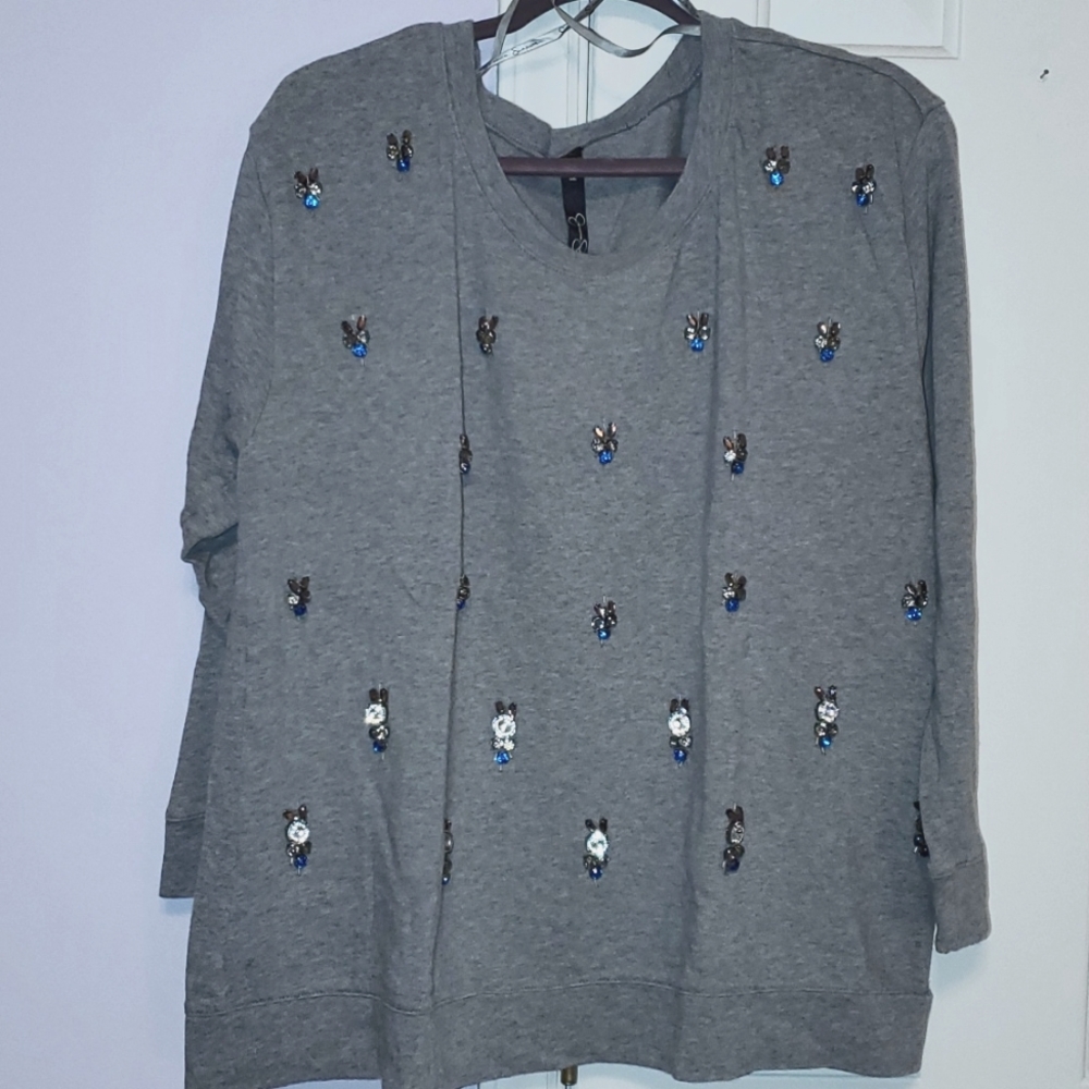 Lightweight sweatshirt
